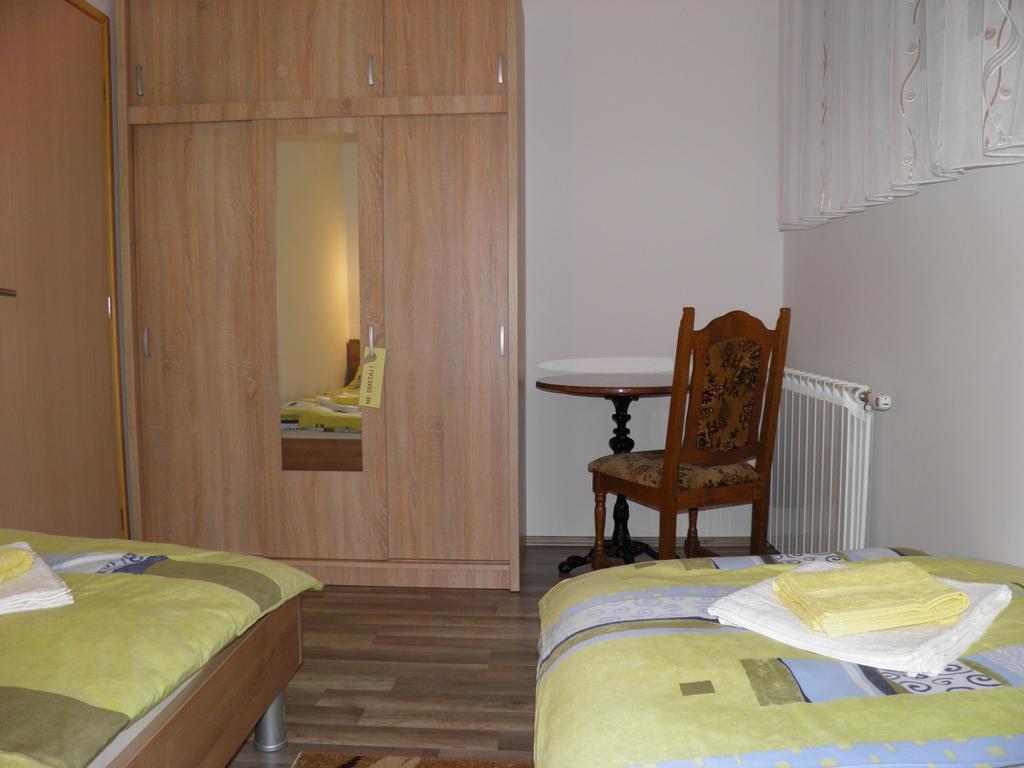 Apartman Marko Ogulin Zewnętrze zdjęcie